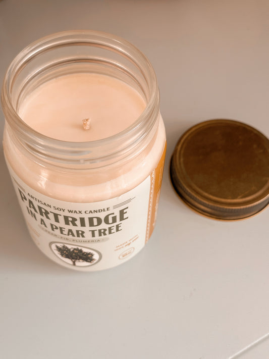 Partridge in a Pear Tree Large Candle