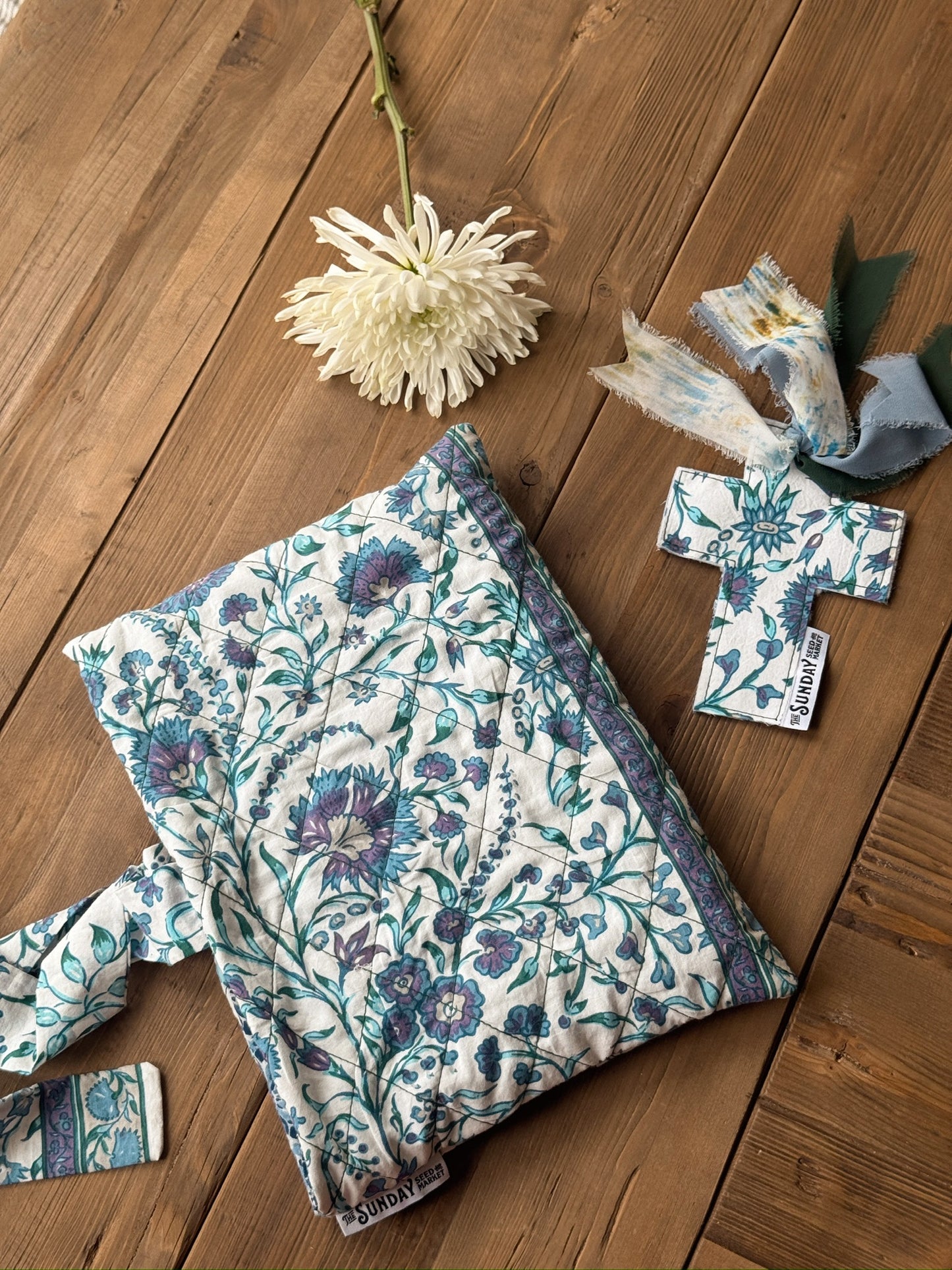 Quilted Book Cover & Cross Bookmark Bundle