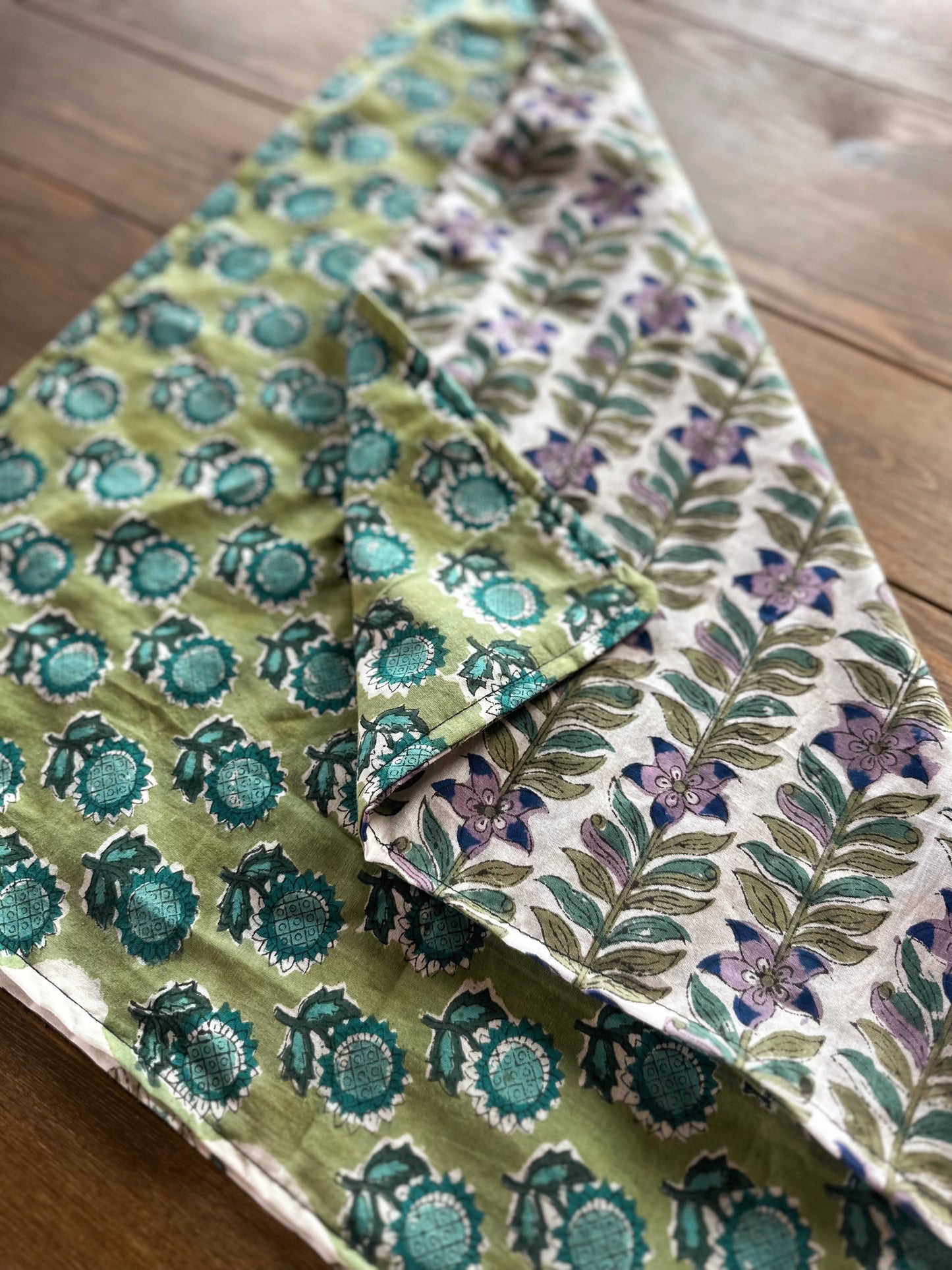 Reversible Sunday Bandana 01