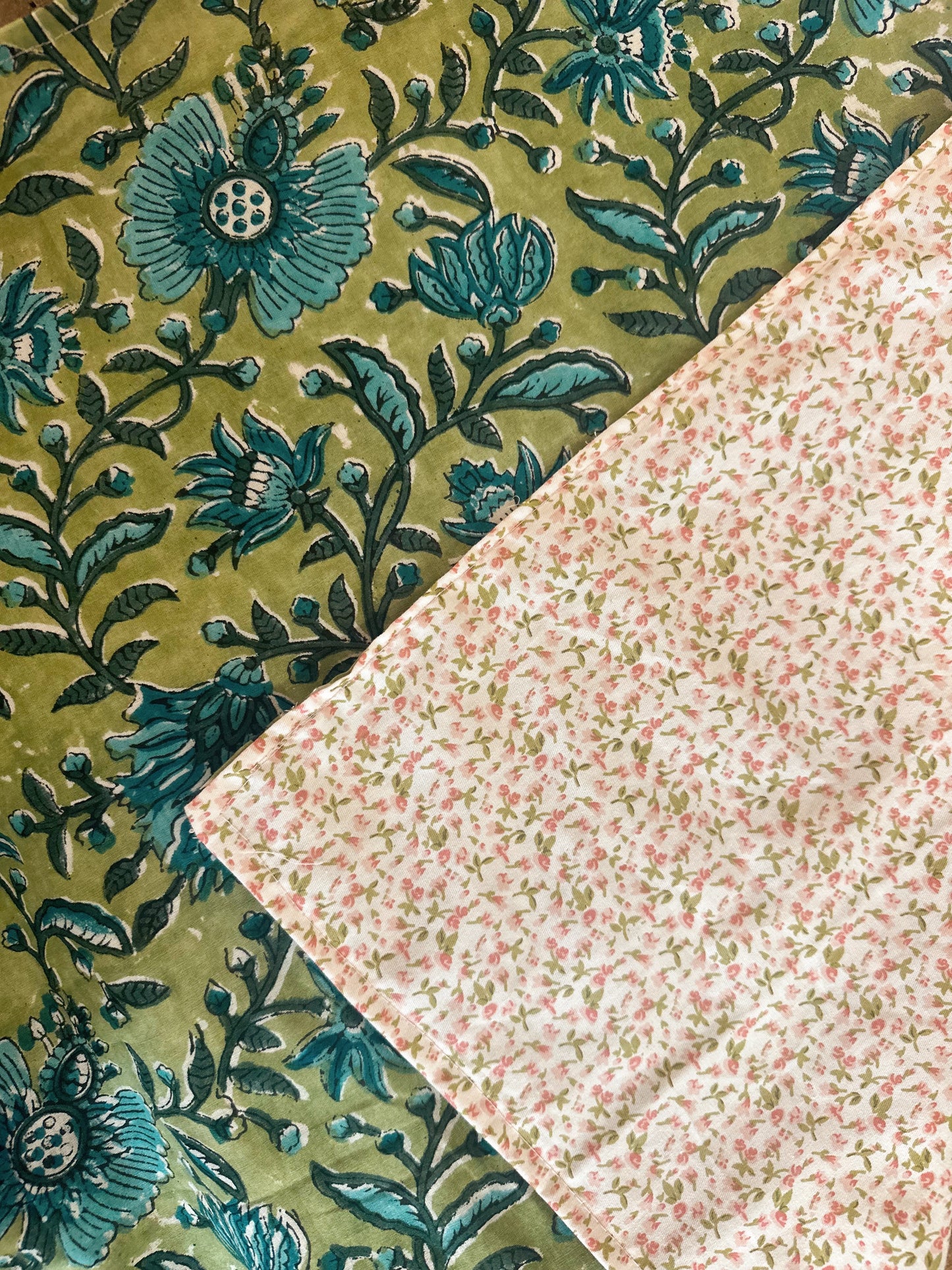 Reversible Sunday Bandana 04